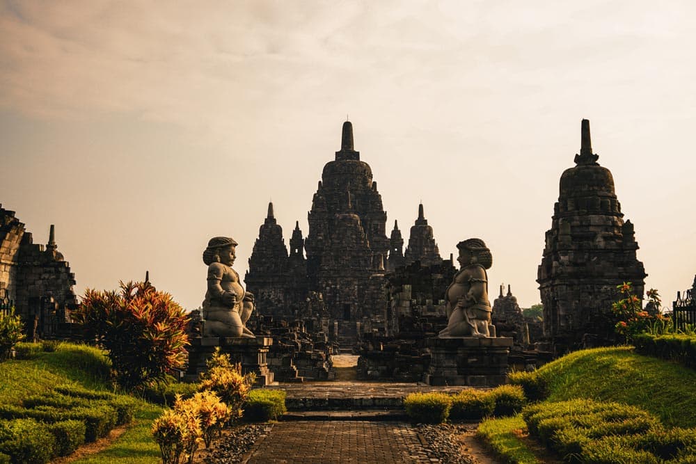 Artikel foto Prambanan - Borobudur. Foto Prambanan
